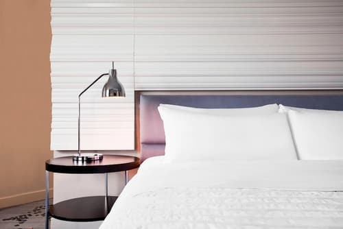 Le Méridien New Orleans, Room