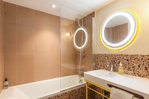 Nice Pam Hotel, Room