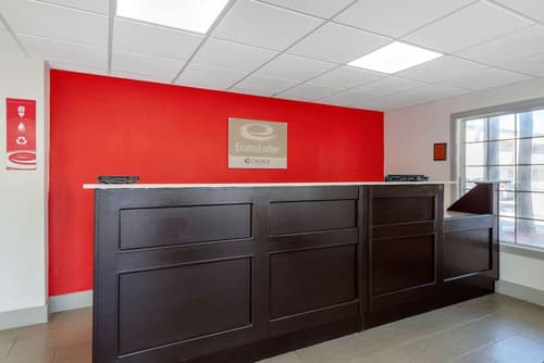 Econo Lodge Airport at RJ Stadium, Lobby