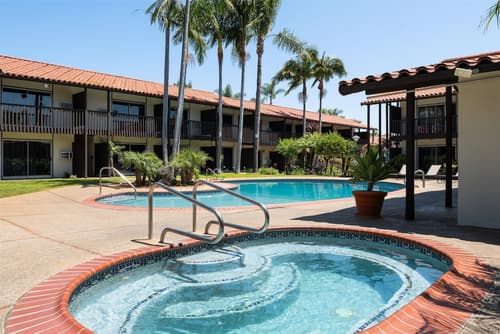 Best Western Plus Pepper Tree Inn, Pool