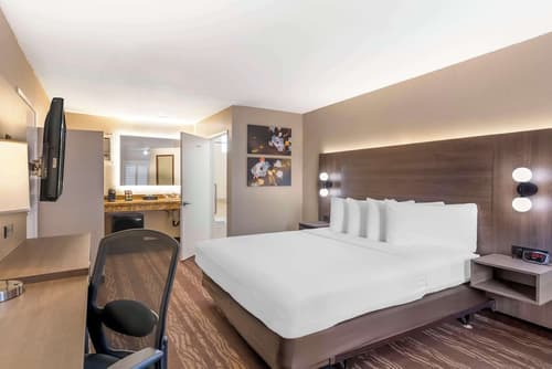 Best Western Plus Stovall's Inn, Room