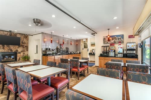 Best Western Plus Sonora Oaks Hotel & Conference Center, Breakfast area