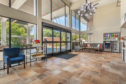 Best Western Plus Sonora Oaks Hotel & Conference Center, Lobby