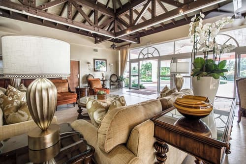 Comfort Suites Paradise Island, Lobby