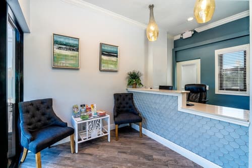 Waterside Suites & Marina, Lobby