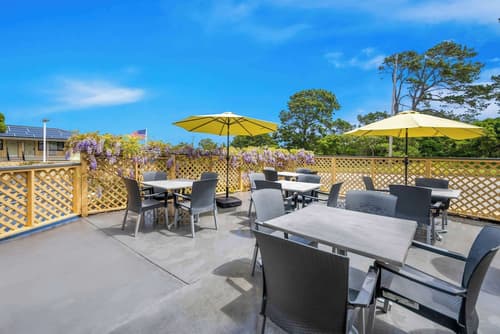 Best Western Park Crest Inn, Outdoor dining