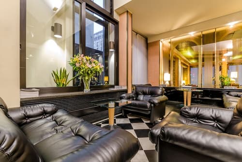 Hotel Brunelleschi, Lobby sitting area