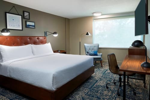 Four Points by Sheraton Toronto Airport, Room