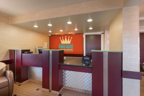 Kings House Motor Hotel, Reception