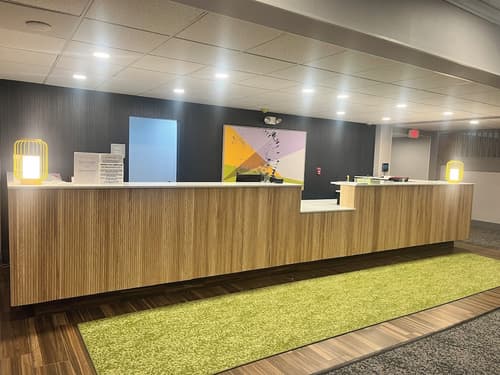 Spark by Hilton Lockport, Reception
