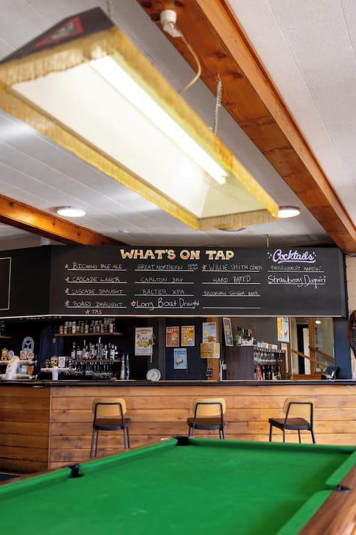 Beachfront At Bicheno, Bar (on property)