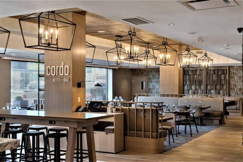 Delta Hotels by Marriott Kamloops, Bar (on property)