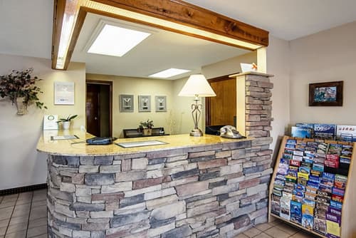 Rodeway Inn Gunnison - Crested Butte, Lobby
