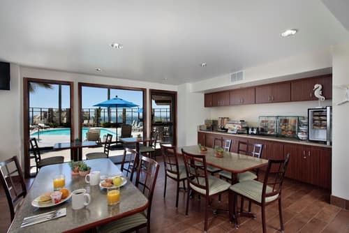 Inn at the Cove, Private kitchen