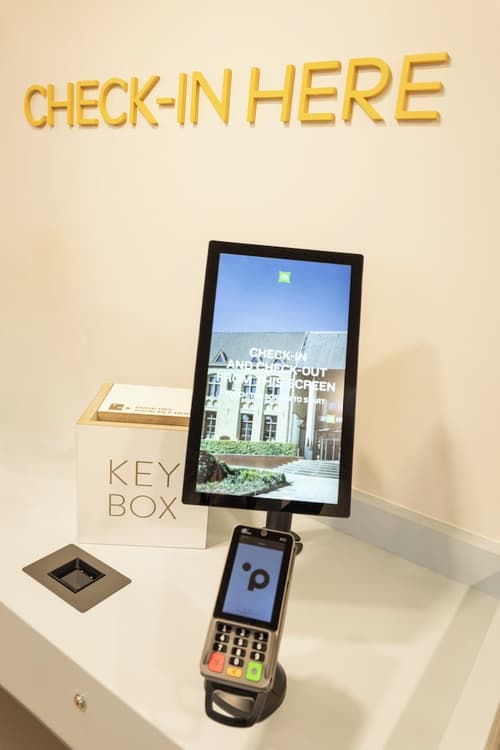 ibis Styles Brugge Centrum, Check-in/check-out kiosk
