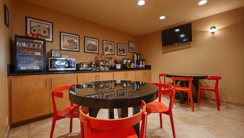 Best Western Pine Tree Motel, Restaurant