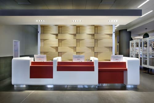 DoubleTree by Hilton Ottawa Downtown, Lobby