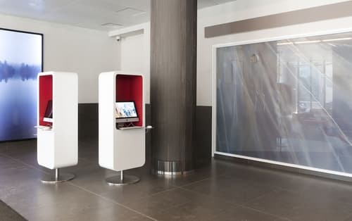 DoubleTree by Hilton Ottawa Downtown, Lobby