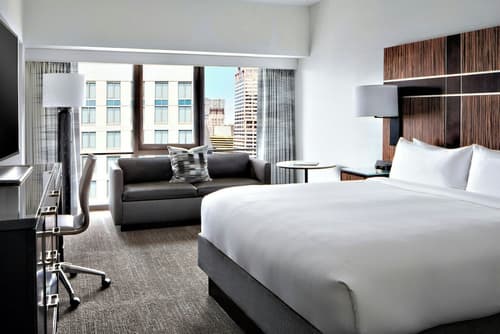 New York Marriott Marquis, Room