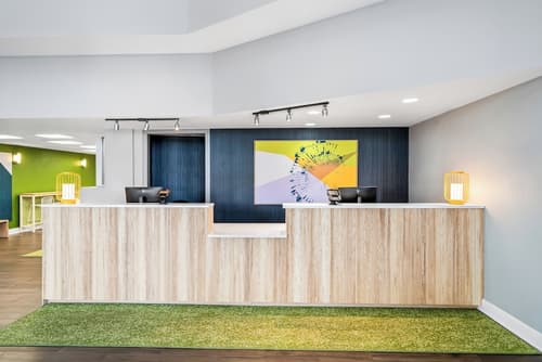 Spark by Hilton Orlando near Universal, Reception