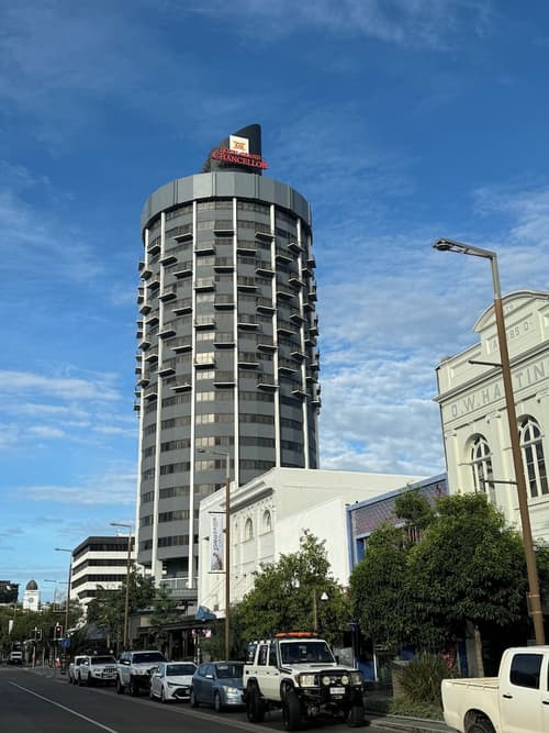 Hotel Grand Chancellor Townsville, Exterior