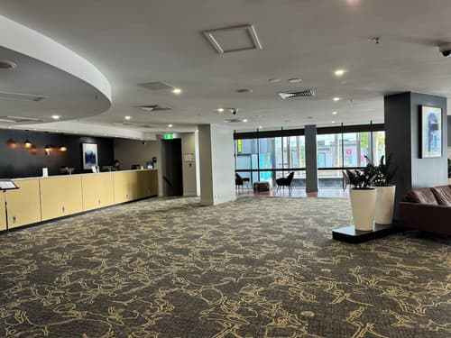 Hotel Grand Chancellor Townsville, Reception