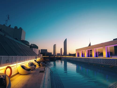 Millennium Downtown, Primary image