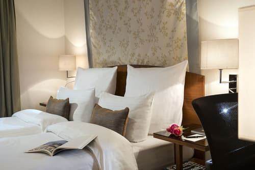 Warwick Grand-Place Brussels, Room