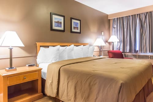Econo Lodge Downtown Ottawa, Room