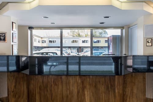 Econo Lodge Downtown Ottawa, Reception