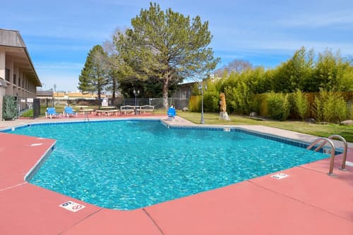 Ramada by Wyndham Grand Junction, Pool