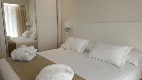 Senator Barajas Hotel, Room