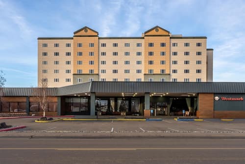 Westmark Fairbanks Hotel & Conference Center, Exterior