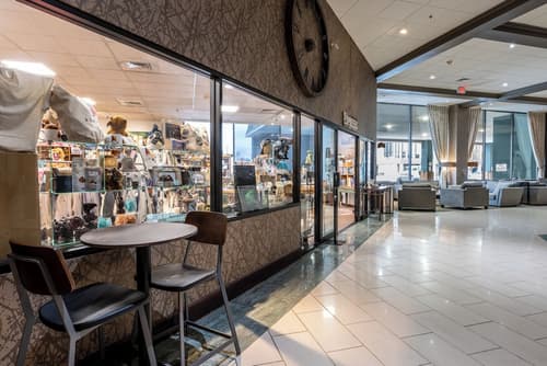 Westmark Fairbanks Hotel & Conference Center, Lobby sitting area