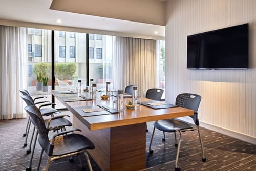 Sheraton Grand Los Angeles, Room