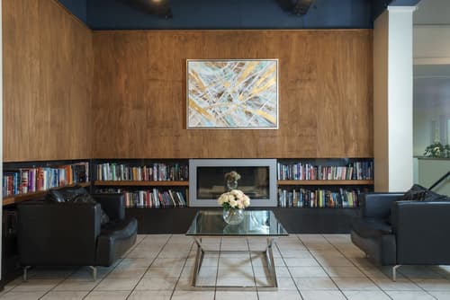 Kiwi International Hotel, Primary image