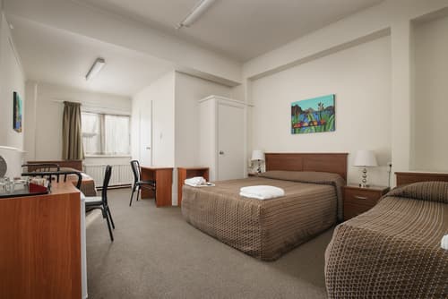 Kiwi International Hotel, Room