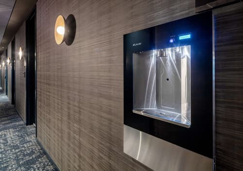 Tempo by Hilton New York Times Square, Lobby