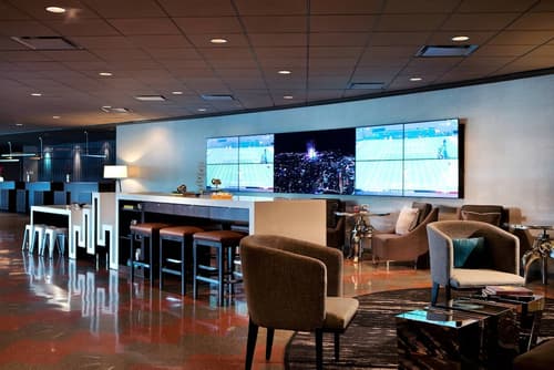 Toronto Marriott City Centre Hotel, Lobby