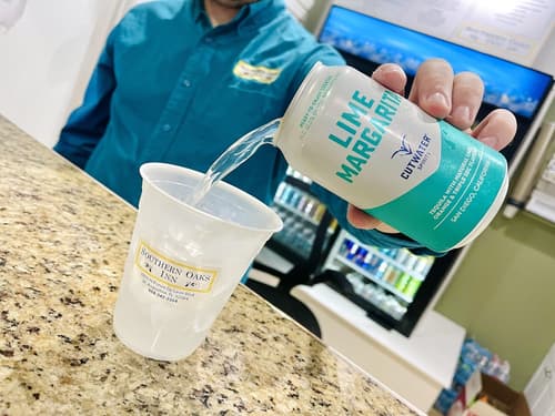 Southern Oaks Inn, Lobby lounge