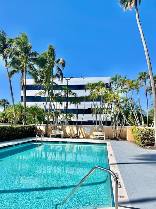 DoubleTree by Hilton Hotel West Palm Beach Airport, Pool