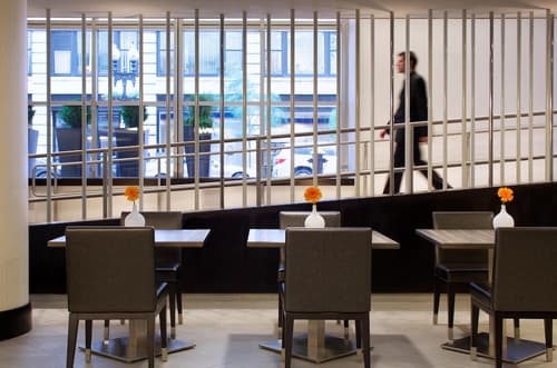 Hyatt Regency Boston, Lobby