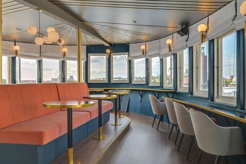 Mälardrottningen Hotel, Restaurant