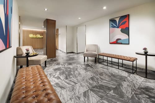 The Shoreham Hotel, Lobby sitting area