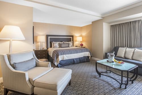 Omni Los Angeles Hotel at California Plaza, Primary image