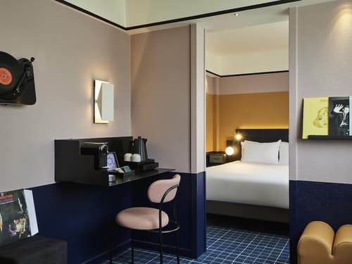 Hôtel Mercure Paris 15 Porte de Versailles, Room