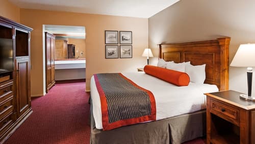 Best Western Plus King's Inn & Suites, Room