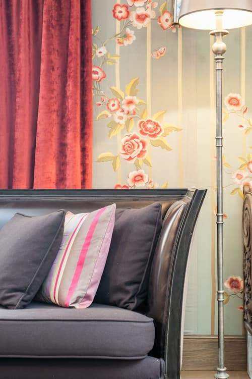 Hôtel Chateaubriand Champs Elysées, Lobby sitting area