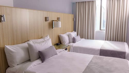 Century Plaza Hotel, Room