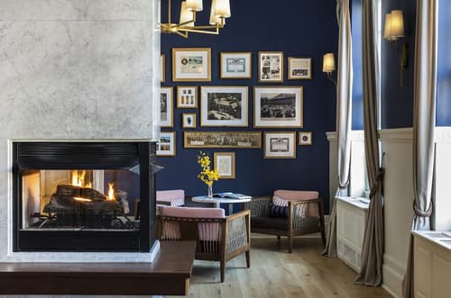 Hotel Viking, Lobby sitting area